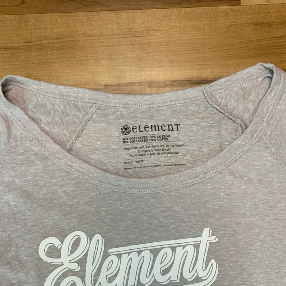 NWT! Element Women’s Strike Raglan Tee, Size Small - Picture 2 of 9